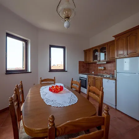 Apartman Ante
