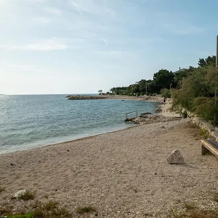 Apartman Ante *