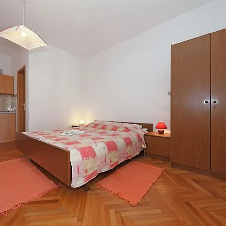 Ante Apartman *